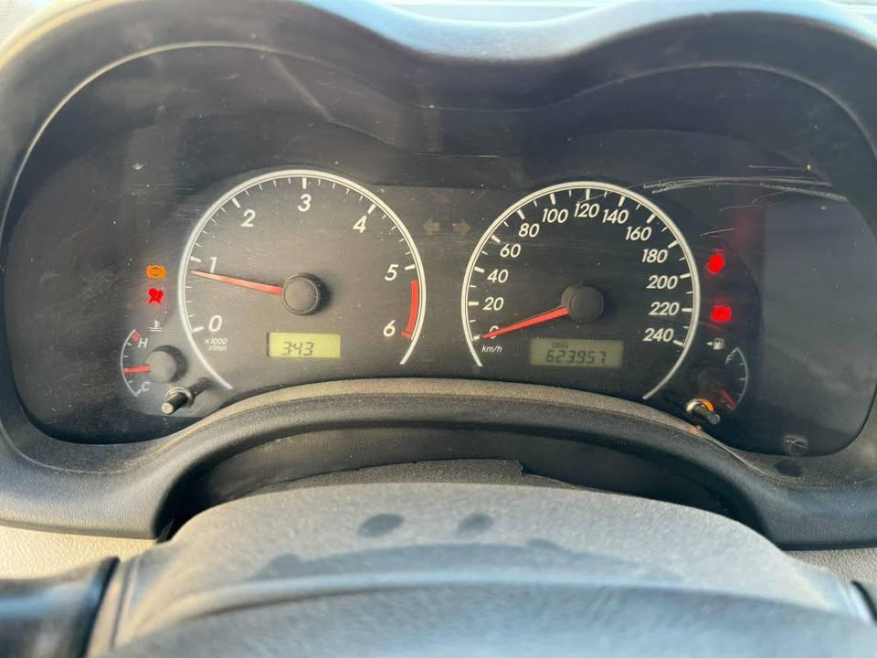 toyota-corolla-623000km-tunisie