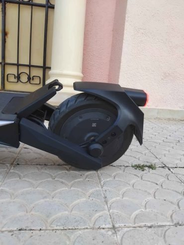 trottinette-electrique-50km-autonomie-ben-arous