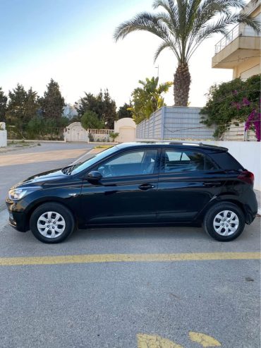 voiture-2020-hyundai-essence-propre