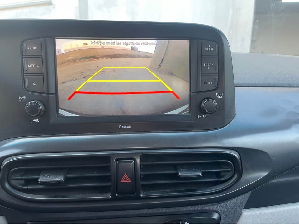 voiture-hyundai-grand-i10-propre