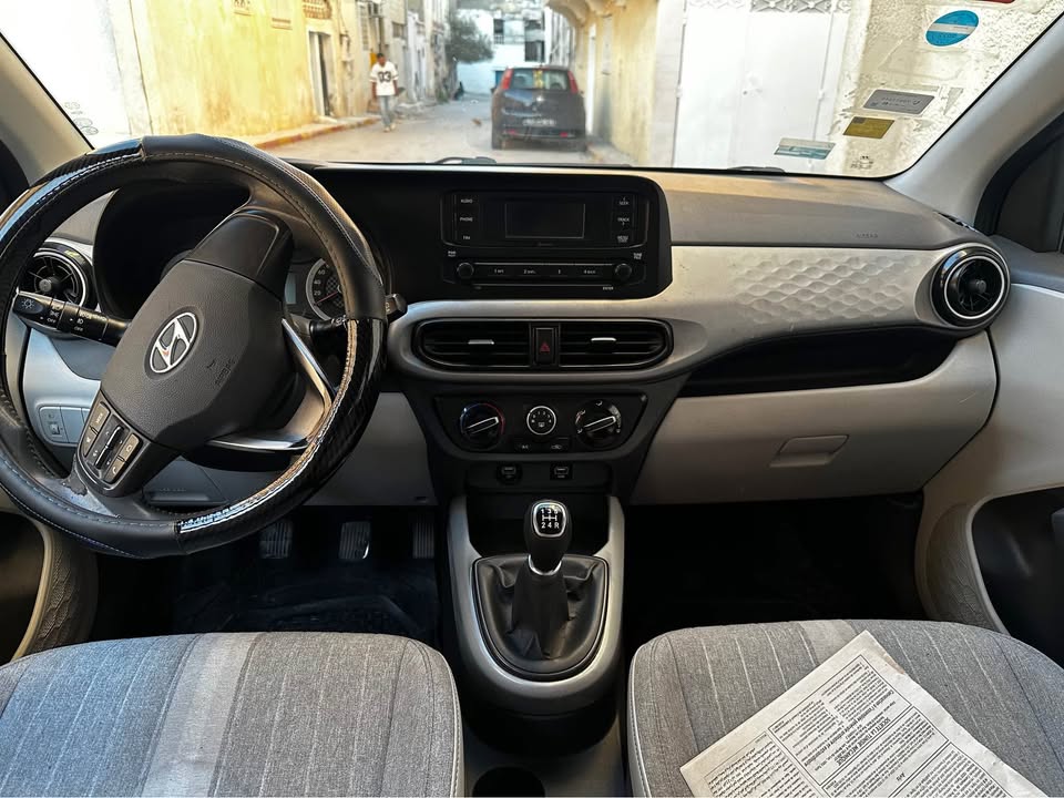 voiture-hyundai-i10-options-2021