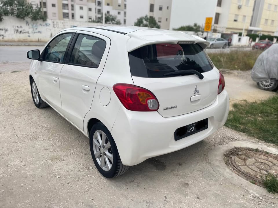 voiture-occasion-mitsubishi-essence-tunisie