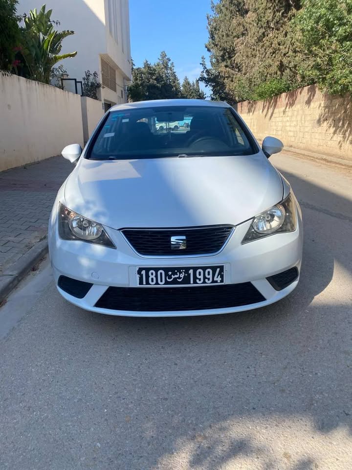 voiture-seat-ibiza-occasion-155000km-bon-etat-tunisie