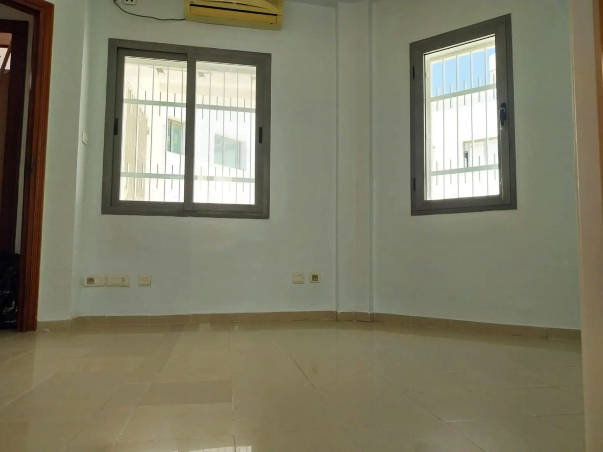 bureau-professionnel-tunis-a-louer