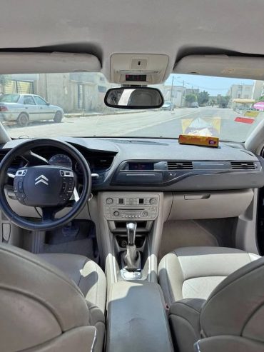 citroen-c5-tunis-essence-noire-2012
