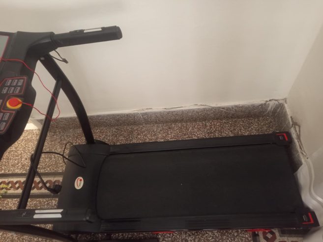 A vendre tapis roulant zimota 104056-f9e0-485e-94f3-d643b8685da4
