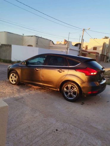 ford-focus-147000km-a-vendre-essence-sfax