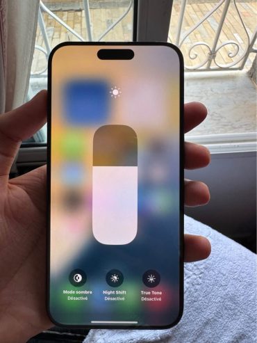 iphone-15-pro-max-neuf-a-vendre-tunisie