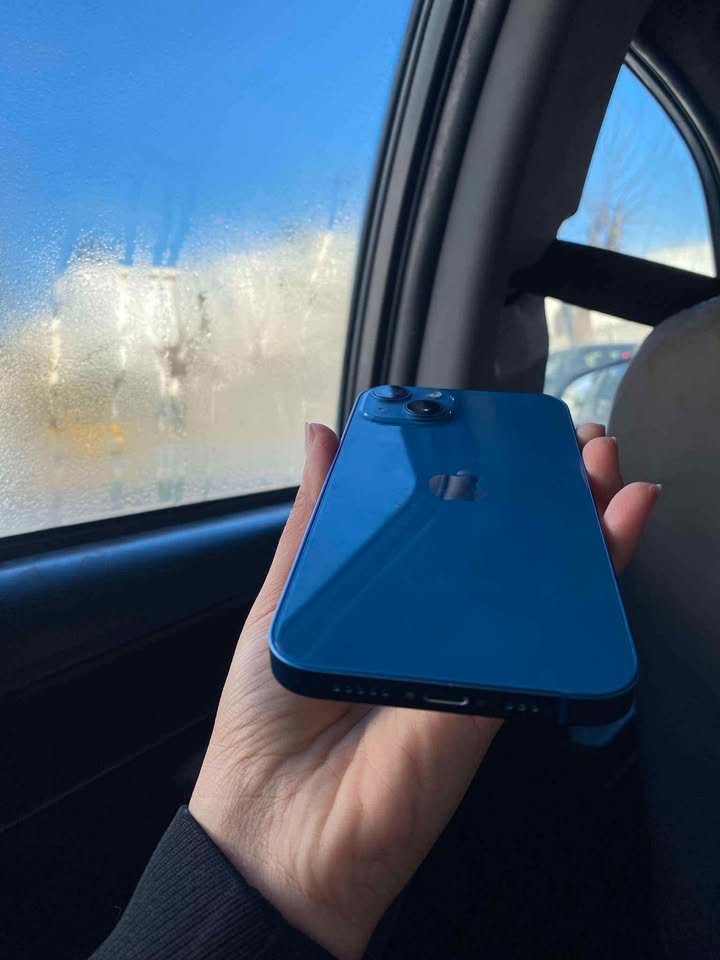 iphone13-jamais-repare-contour-intact