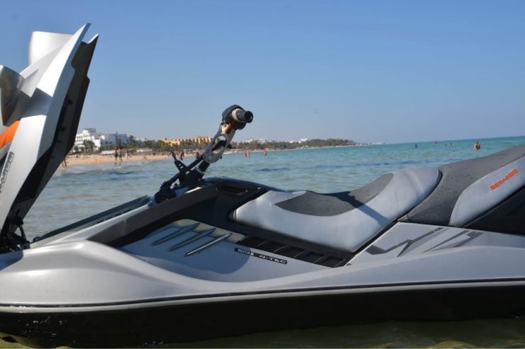 jet-ski-haute-performance-seadoo-tunisie
