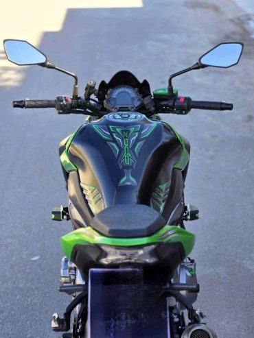 kawasaki-z900-abs-noire-verte-prix-tunisie