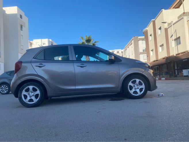 kia-picanto-interieur-bluetooth-volant-multifonction