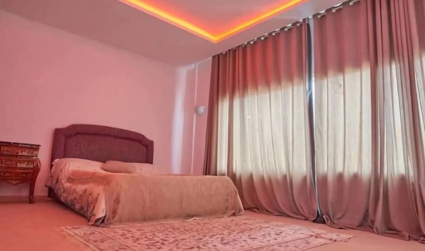 location-saisonniere-la-marsa-avec-jardin