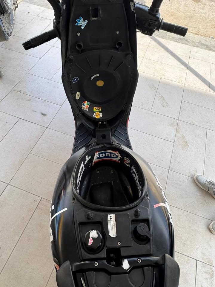 moto-aprilia-50cc-etat-parfait