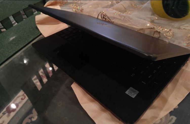 ordinateur-hp-i3-10eme-gen-12go