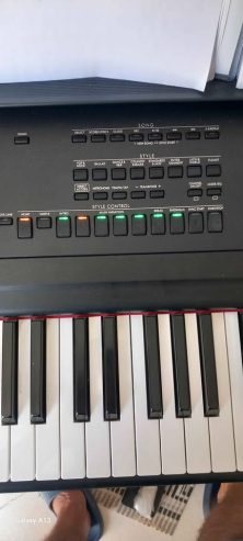 piano-electronique-yamaha-avec-facture-hammamet