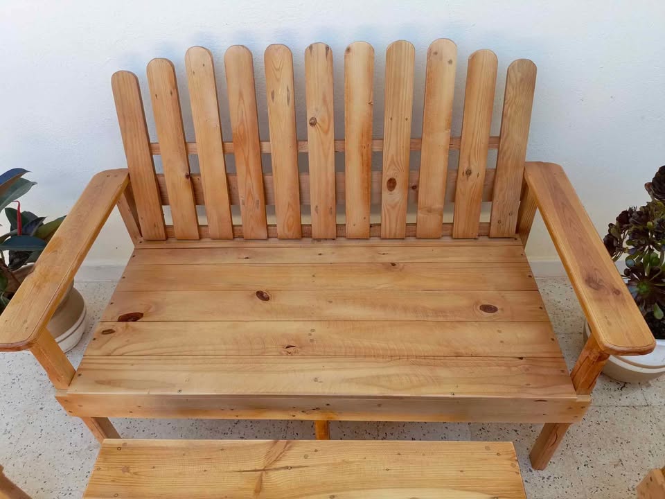 salon-bois-balcon-testour-prix