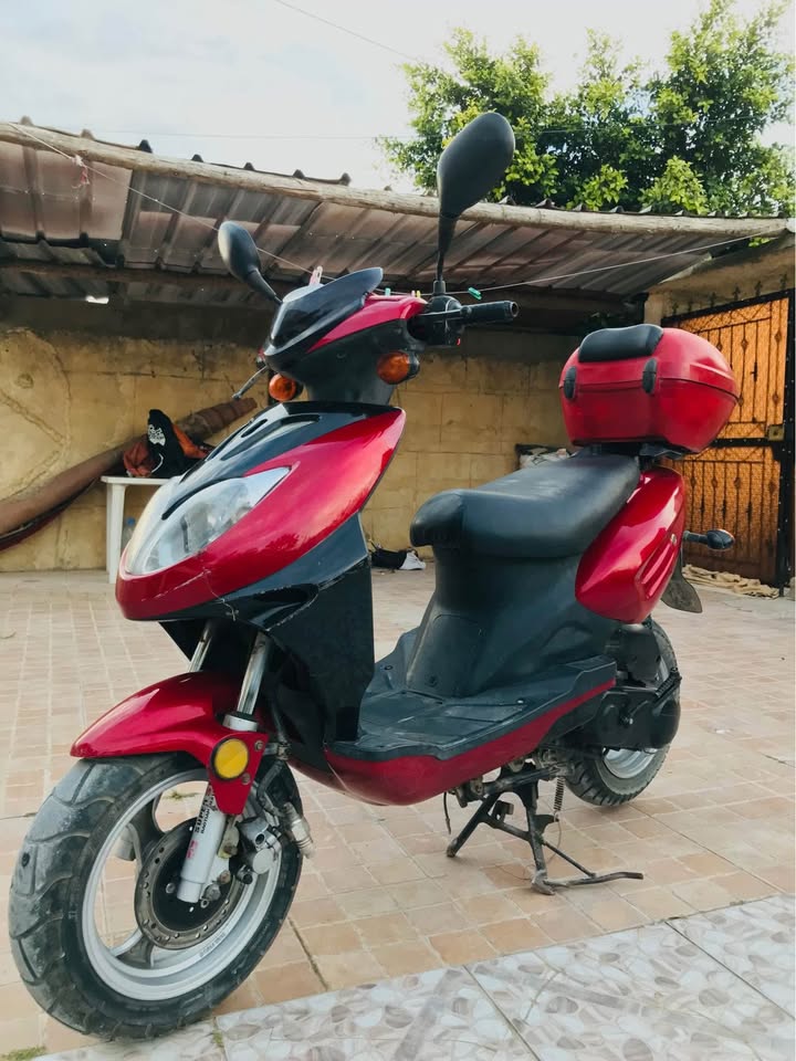 scooter-victoria-tunisie-petit-prix