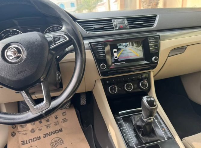 skoda-superb-dsg-automatique-a-vendre