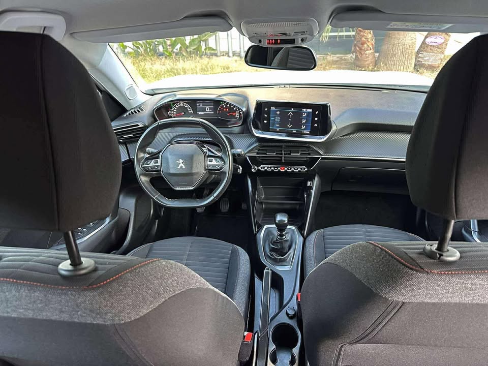 suv-peugeot-2008-essence-59000dt