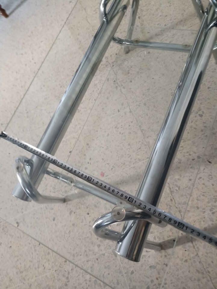 table-centre-verre-et-chrome-tunisie