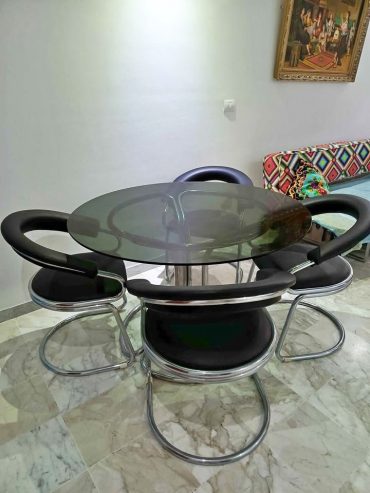 table-verre-fume-4-chaises-design-sousse-1
