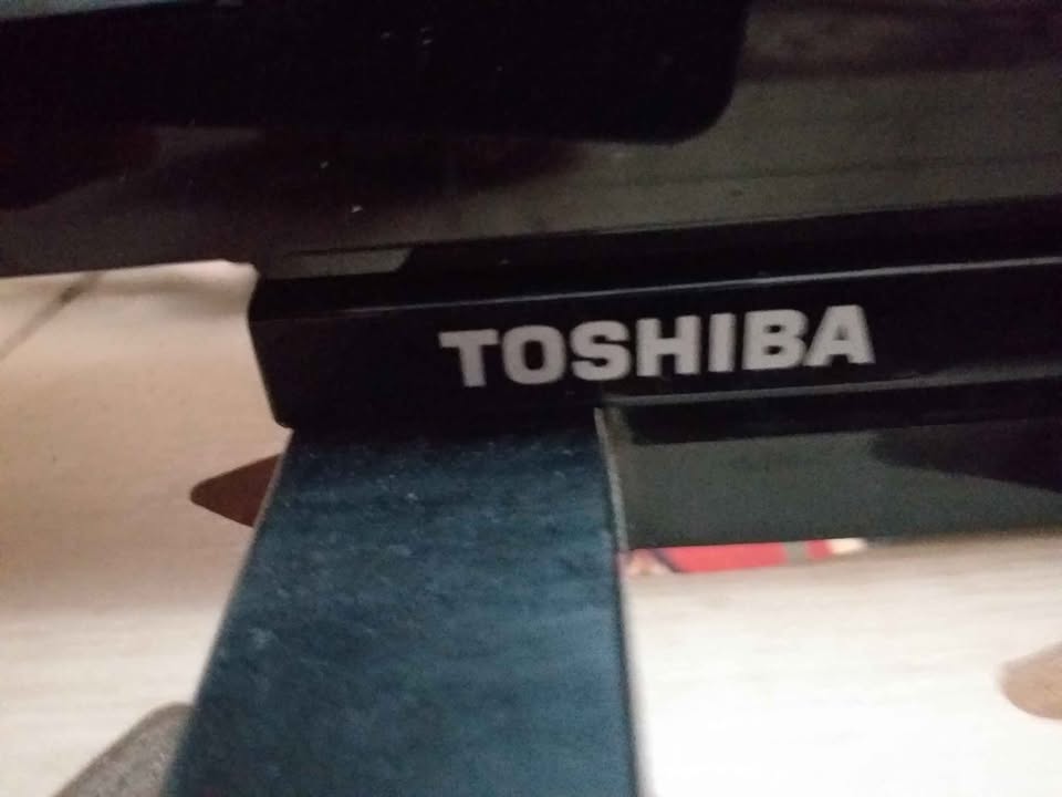 televiseur-toshiba-etat-comme-neuf-korba
