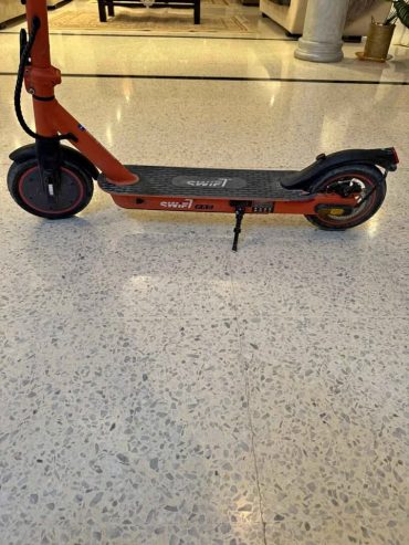 trotinette-electrique-swift-pro-barraket-750dt