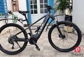 Vélo CUBE HYBRID 2023