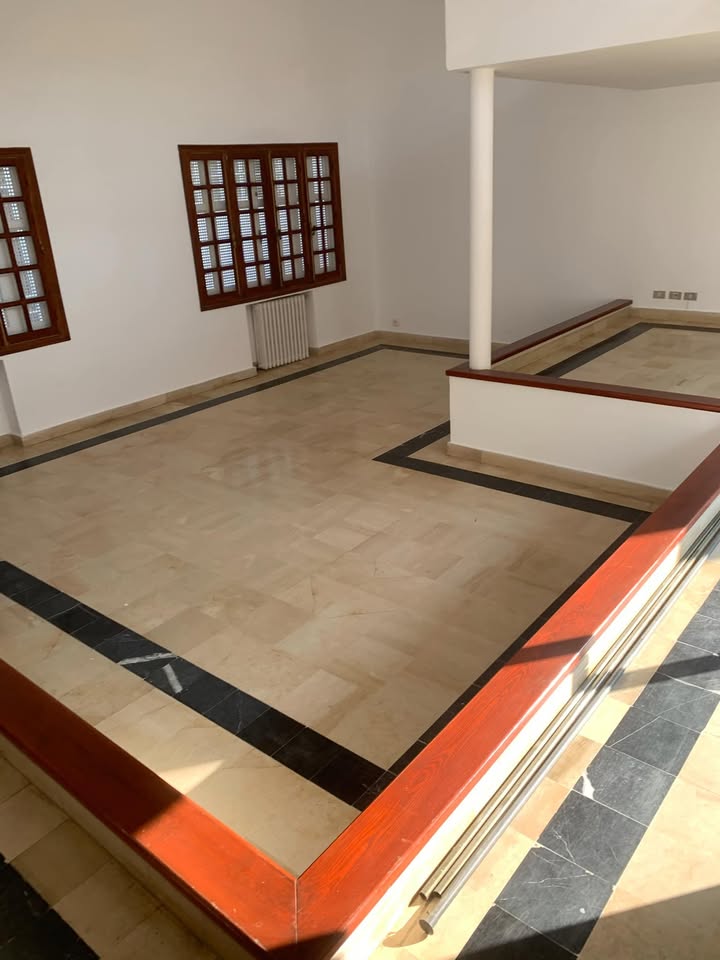 villa-2-etages-avec-garage-menzah