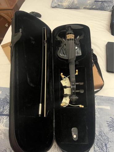 violon-electrique-avec-coffret-accessoires