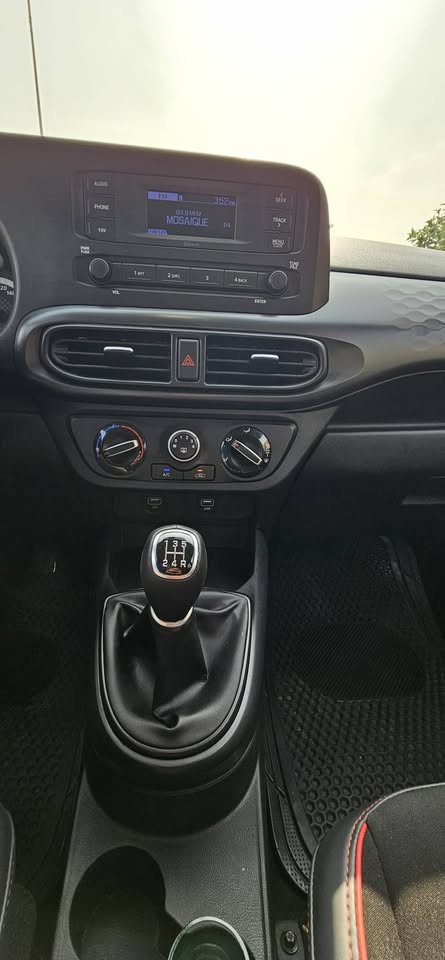 voiture-economique-hyundai-grand-i10-tunisie