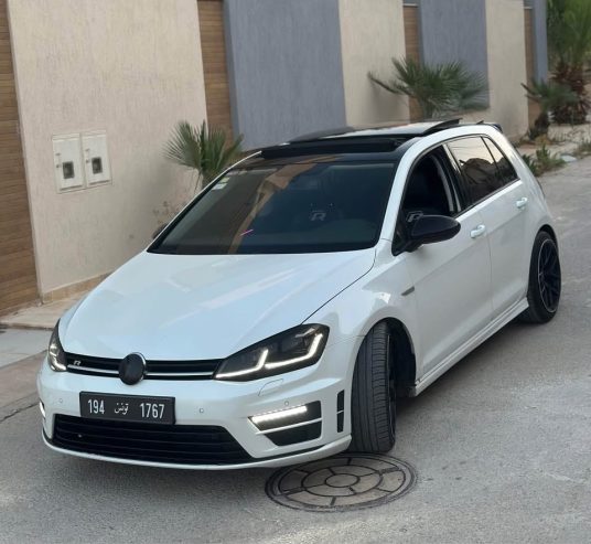 voiture-golf-7-toit-ouvrant-occasion