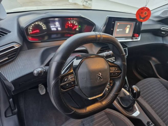 voiture-occasion-peugeot-208-tunisie