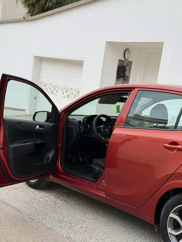 voiture-picanto-compacte-ville-route