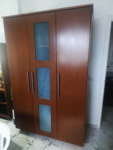 armoire-chambre-enfant-3-portes-verre-mat