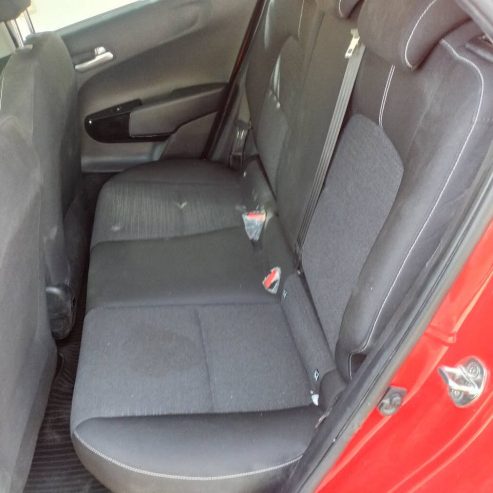 arriere-kia-picanto-design-compact-rouge