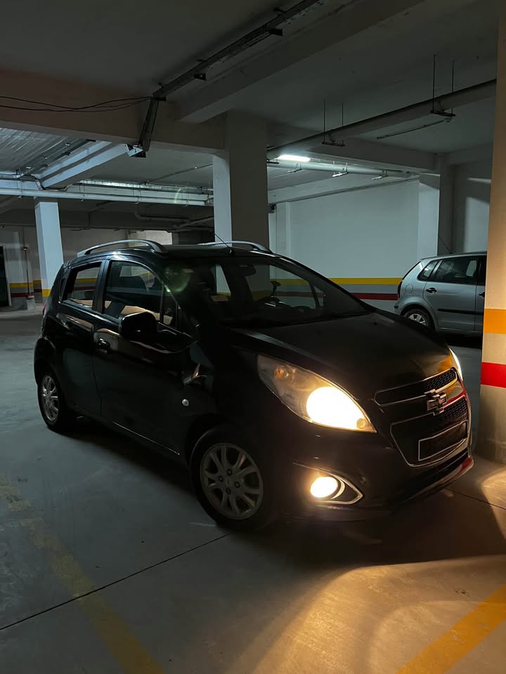 chevrolet-spark-noire-occasion-manouba