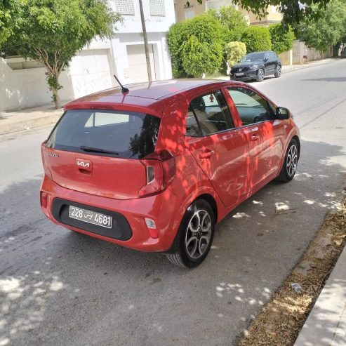 citadine-economique-picanto-rouge-propre-5chv