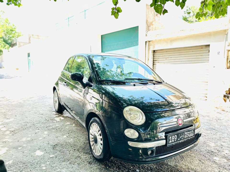 citadine-fiat-4cv-bon-etat