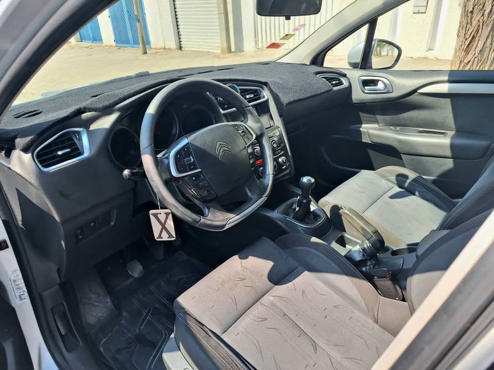 citroen-c4-disques-freins-neufs-clim