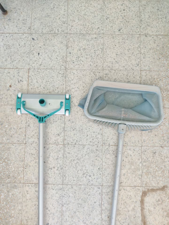 epuisettes-aspirateur-piscine-djerba