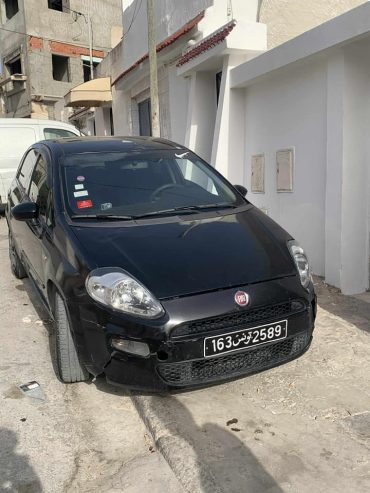 fiat-punto-2013-manouevrable-petite-voiture