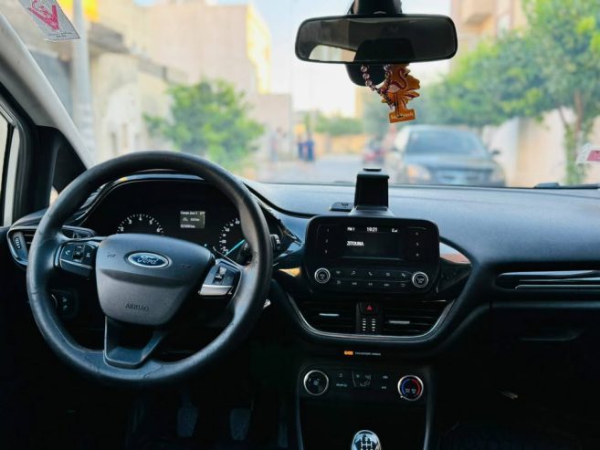 ford-fiesta-kilometrage-121000-vente-manouba