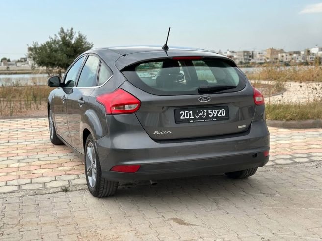 ford-focus-interieur-confort-occasion