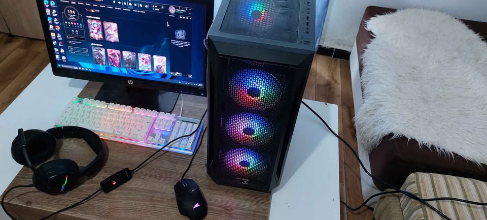 full-pc-gamer-complet-ecran-hp-casque