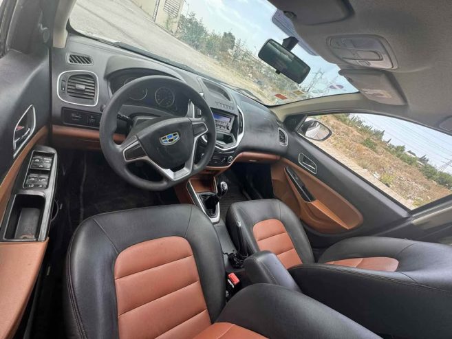 interieur-geely-gc6-confortable-economique