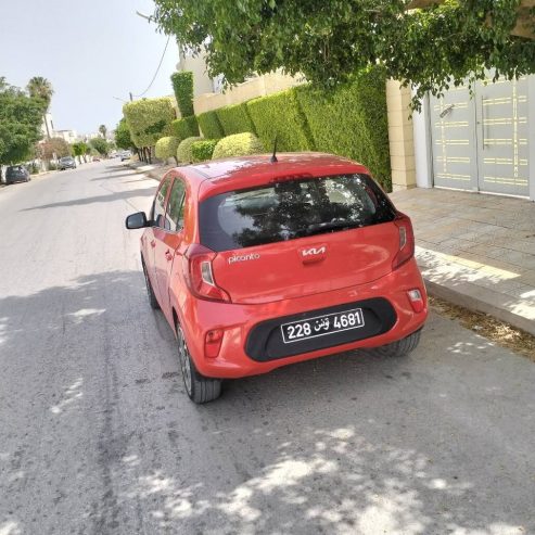 interieur-kia-picanto-volant-tableau-bord