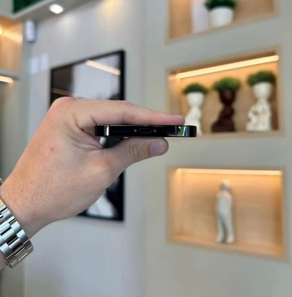 iphone-14-pro-etanche-ecran-fonctionnel