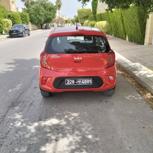 kia-picanto-1ere-main-voiture-propre-boumhal